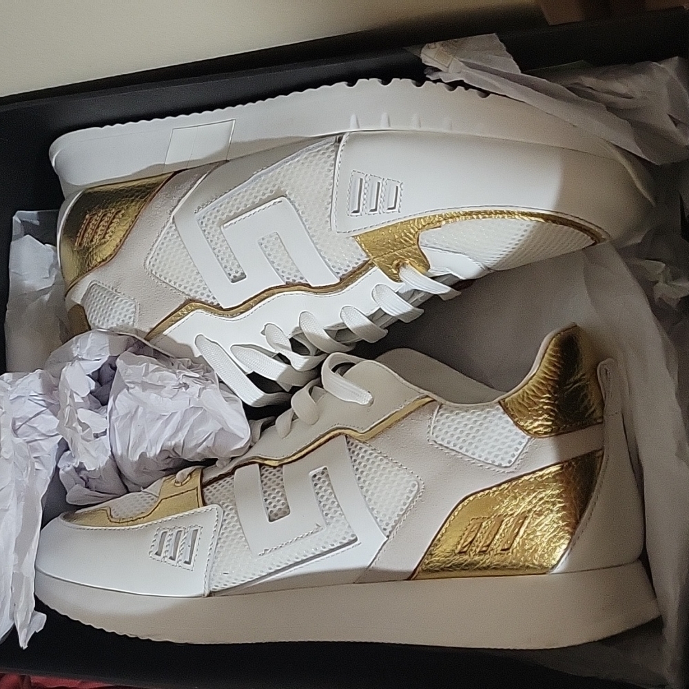 Men's size 45 Versace sneakers